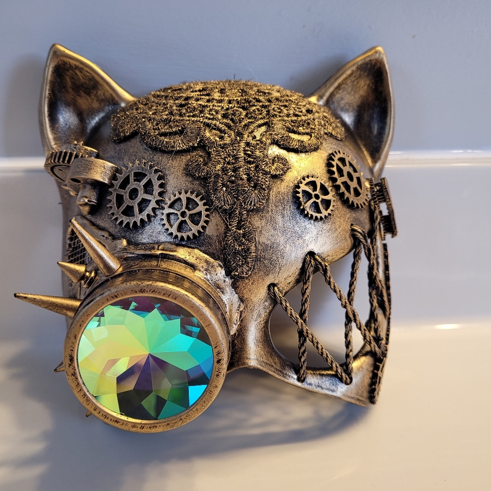 Cat Steampunk Mask Antiqued Gold-tone Lace, Spikes, & Gears Rainbow Kaleidescope - Picture 12 of 16